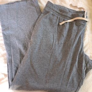 J. Crew heavy weight sweatpants w drawstring.